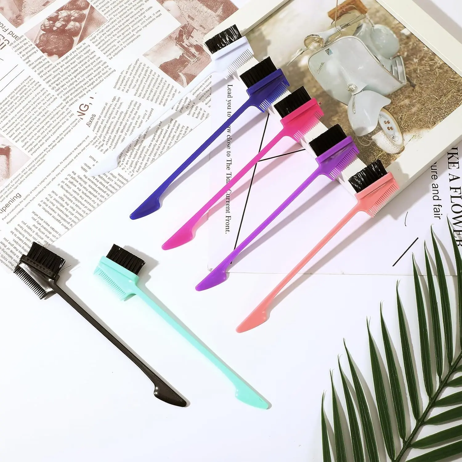【If your package does not include this gift, please contact the seller first】3 in 1 Double Sided Edge Control Hair Brush Comb 3 in 1 Hair Edge Brush with Soft Bristles Smooth Brushes Hairs Comb HairStyling Set Rat Tail Combs Natural Eyebrow Brushes