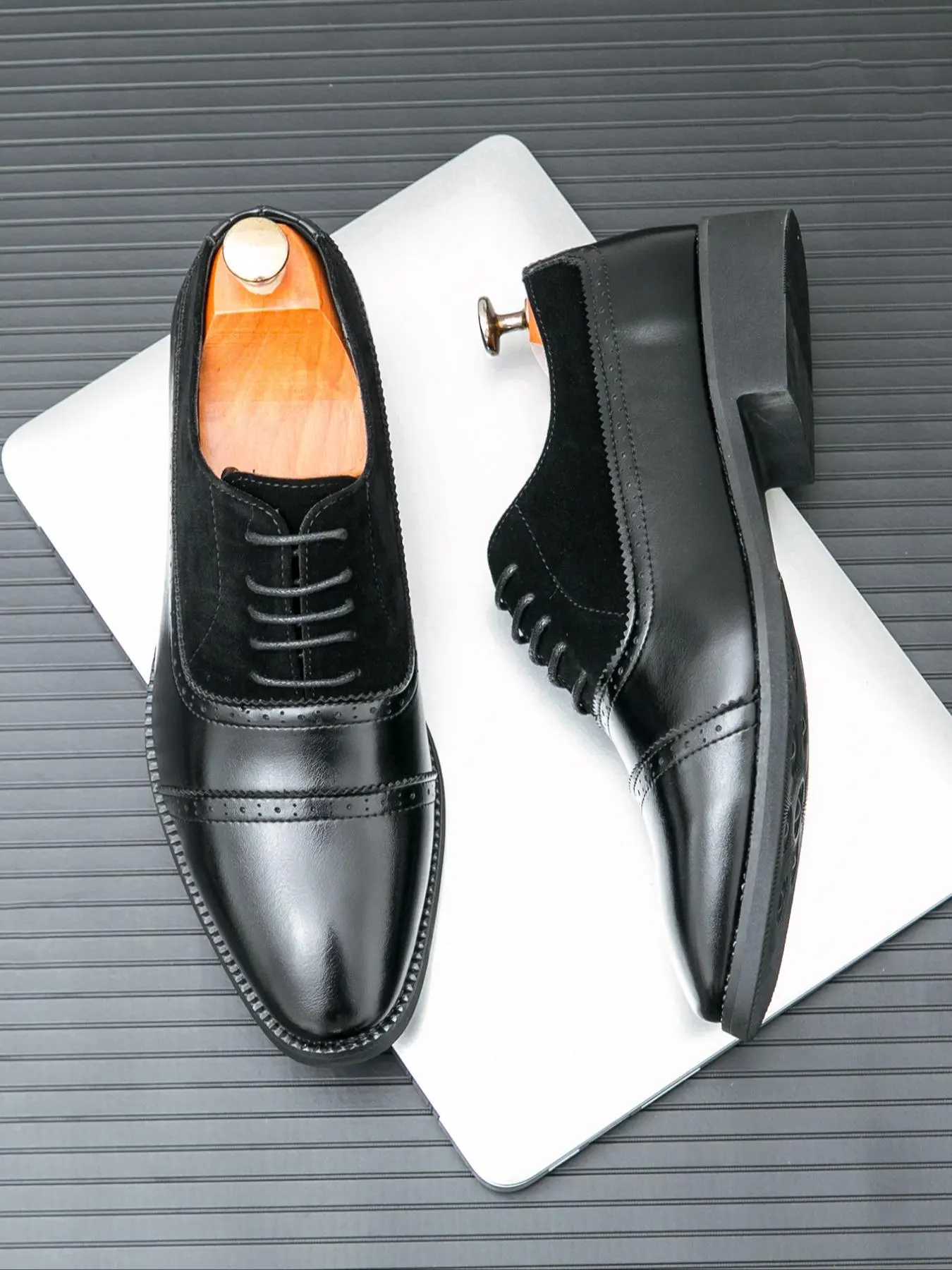 Men's Business Formal Shoes, Classic Pointed Toe, Lace-Up Casual Work Shoes, Office Footwear, Business Style Shoes, PU Leather Upper, Rubber Sole, Suitable for Daily Wear & Weddings