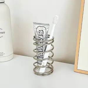 Wrought Iron Toothbrush Holder, Modern Circular Design, Floor Mount Bathroom Accessory, Dustproof Makeup Brush & Pen Organizer, Decorative Hollow-Out Desk Decor, with No Electricity Needed, Toothbrush Holders For Bathrooms