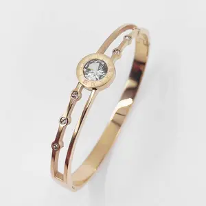 Roman Numeral Zirconia Bangle – 18K Gold-Plated