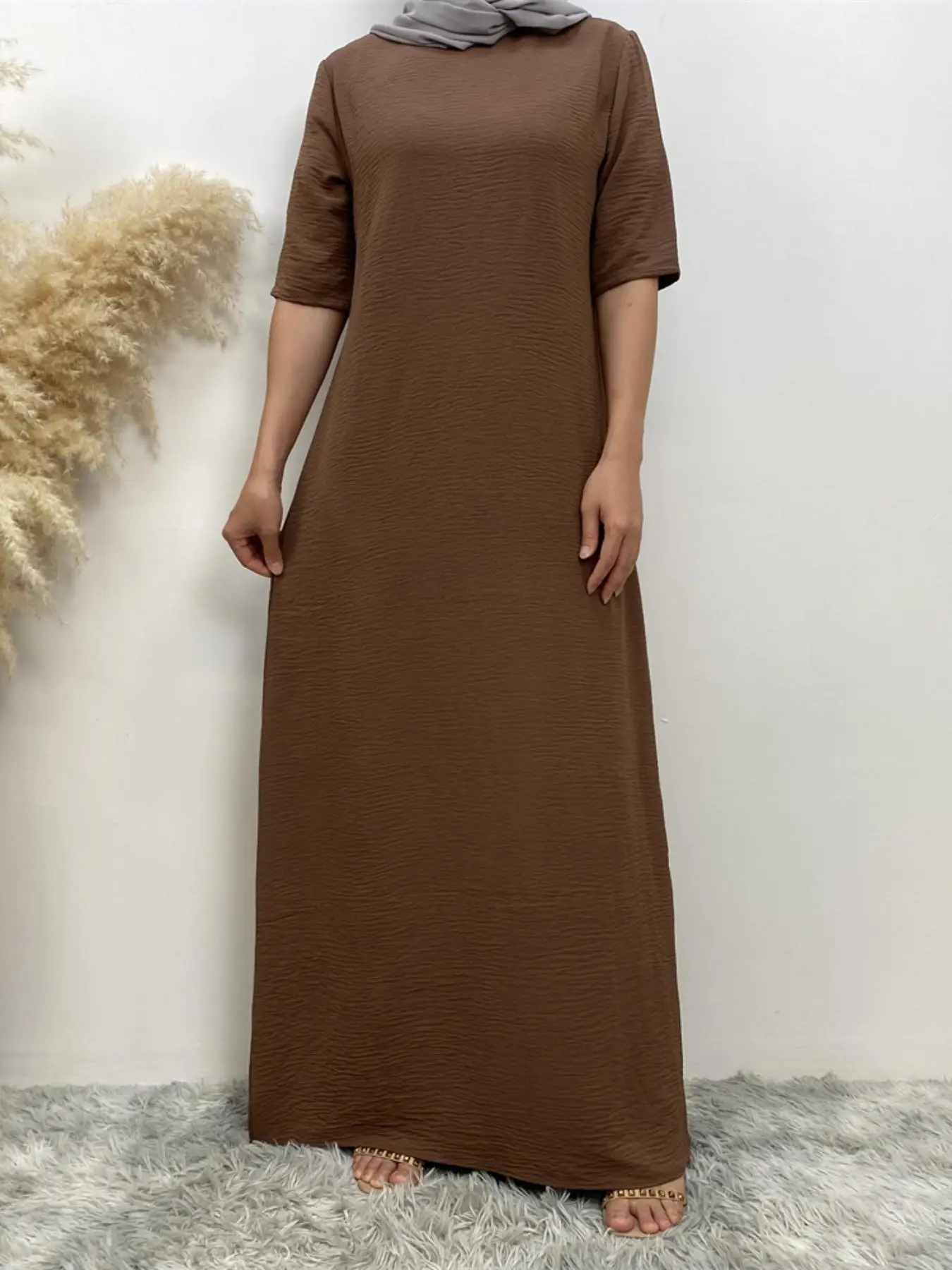 Women's Solid Zipper Back Round Neck Dress, Casual Half Sleeve Maxi Dress for Spring & Fall, Women's Islamic Clothing for Daily Wear