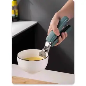 Heat-Resistant Silicone Anti-Scald Clips, Set of  Non-Slip Kitchen Grippers for Bowls, Plates, and Baking Trays