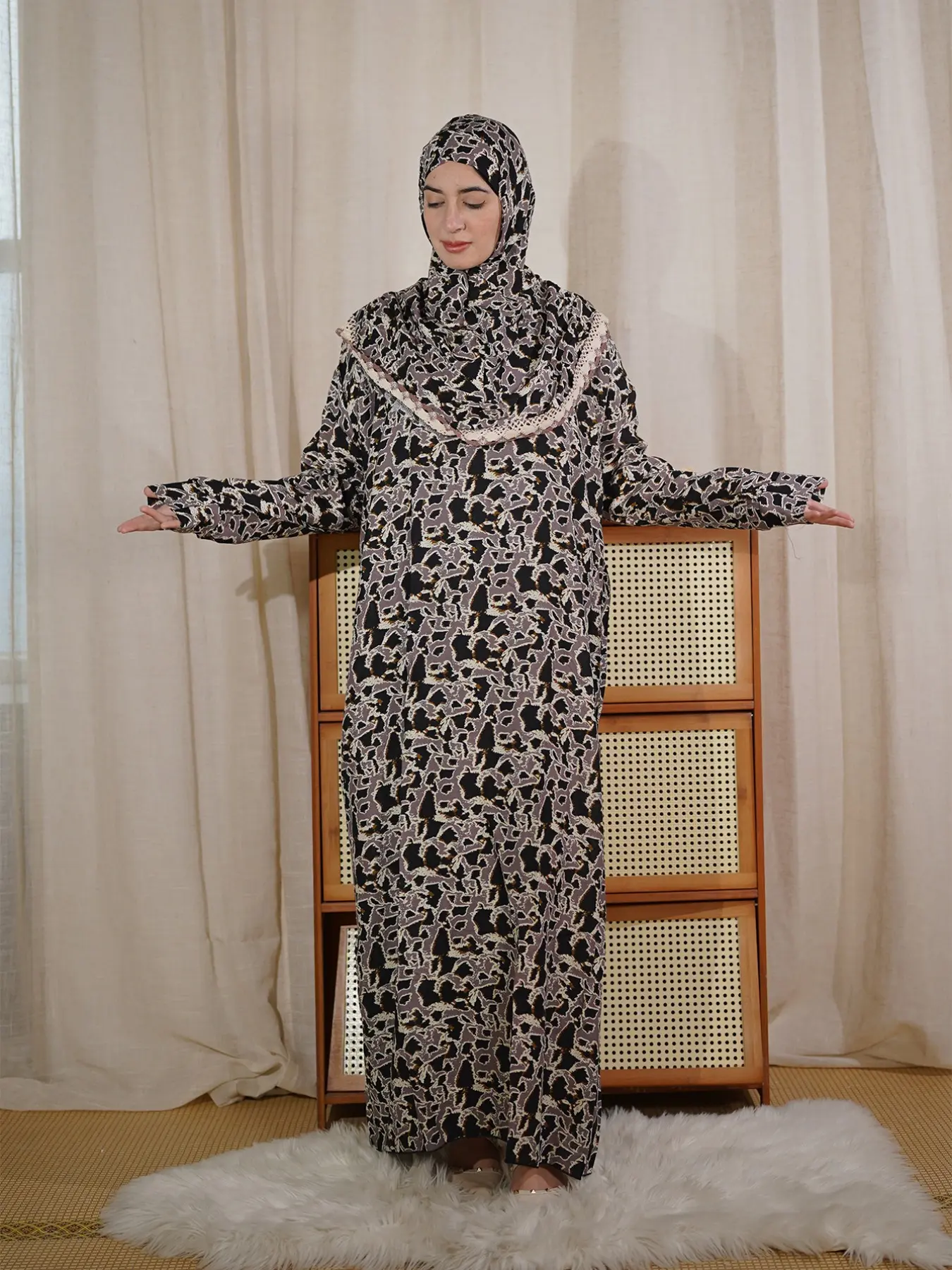 Somali Women's Ditsy Print Long Sleeve Abaya, Modest Muslim Outfits Casual Long  Dress for Daily Wear, Women's Islamic Clothing for All Seasons, Abayas For  Eid - TikTok Shop