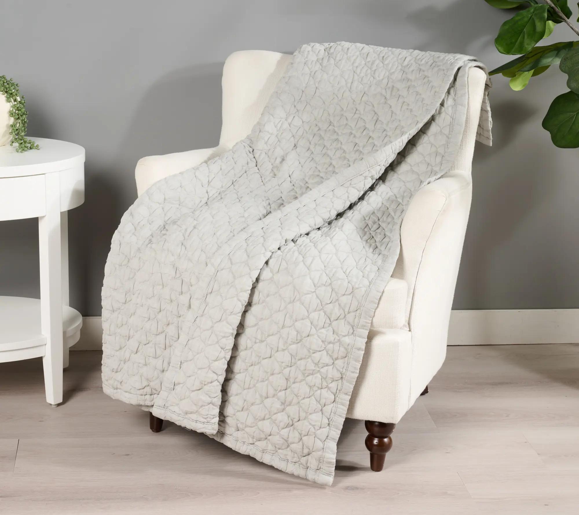 Northern Nights 60x80 Oversized Marshmallow Quilted Throw
