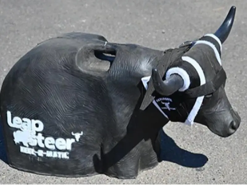 Heel-O-Matic Leapsteer Roping Dummy Heel-O-Matic Leapsteer Roping Dummy
