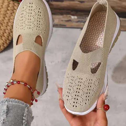 Women's Solid Color Low Top Sneakers, Lightweight Slip Ons, Footwear Slipon, Casual Comfortable Breathable Sports Running Shoes, All-match Basic Shoes for Daily Wear, Breathable Summer Shoes, Slip Ins Shoes