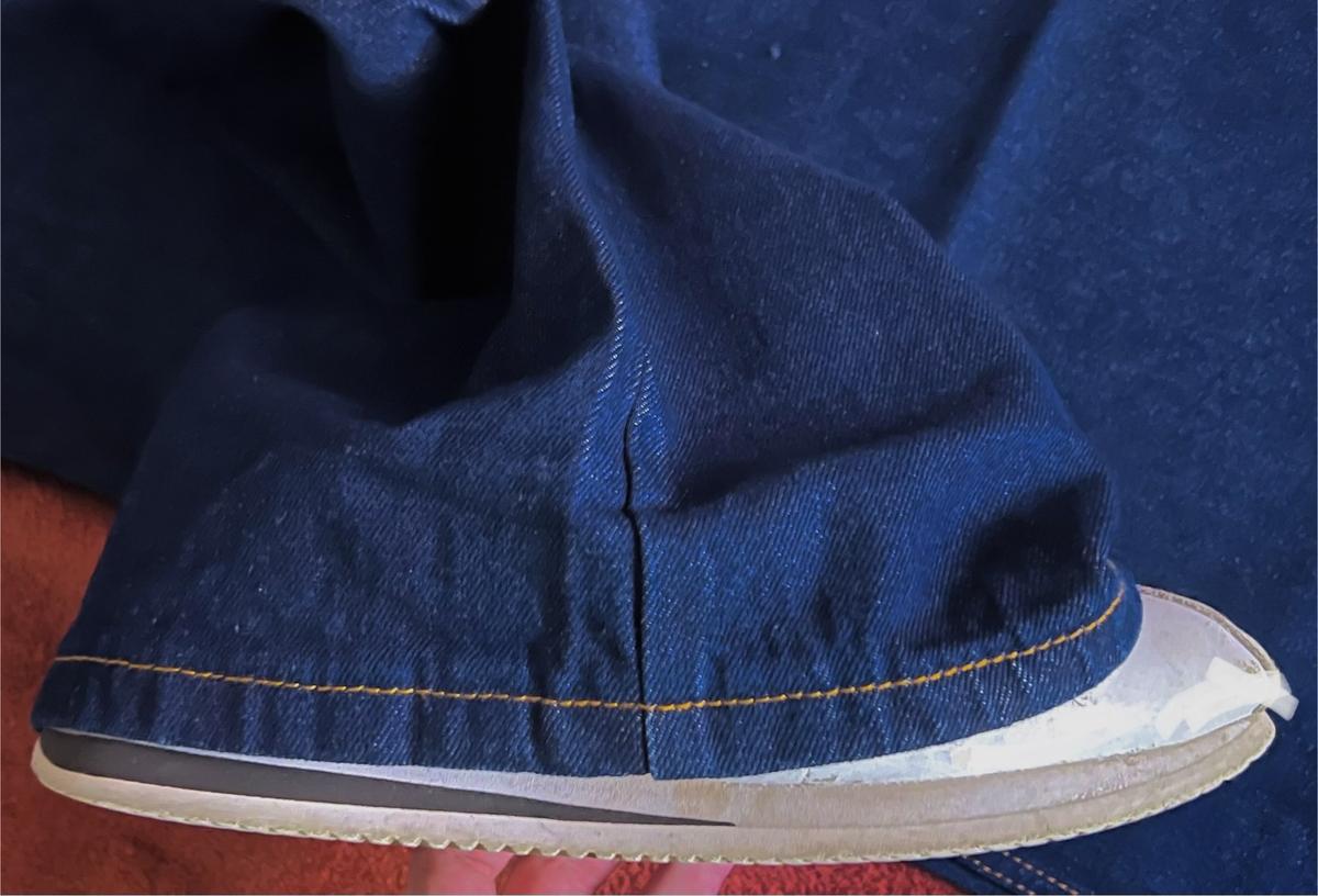 Item: Raw Blue, 38 X 30