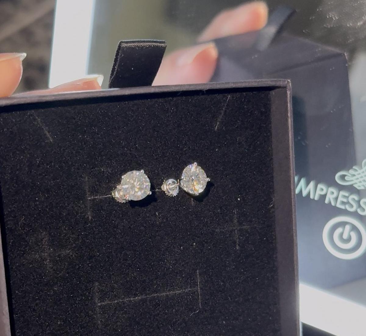 Item: Screw Back-Silver, 6.5mm(1ct*2)