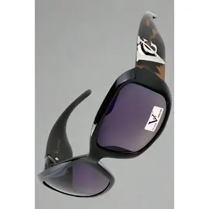 Plaino Sunglasses - Designer Polarized Lenses | Stylish Sun Shades for Women