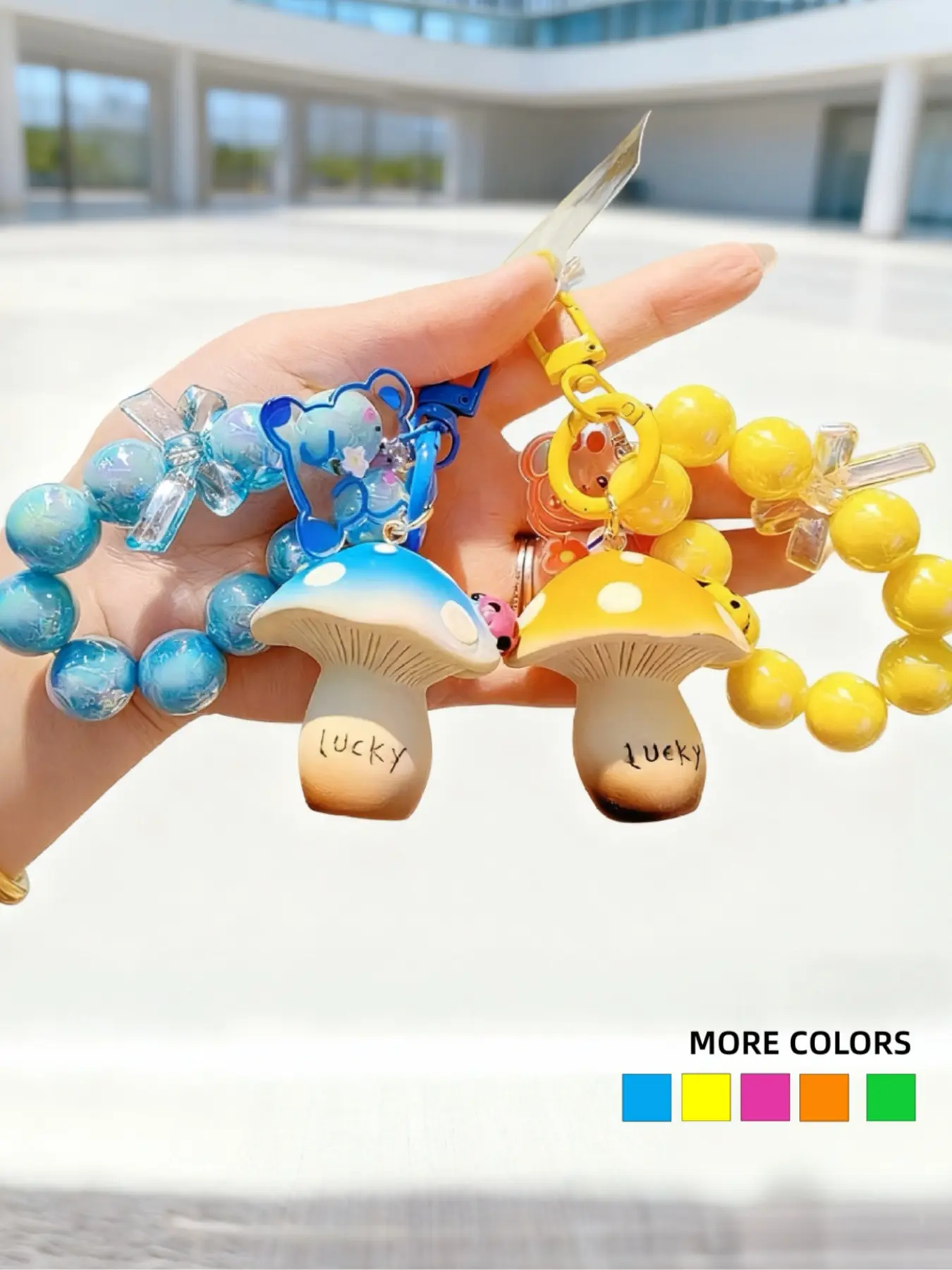 Handmade Glow-In-The-Dark Mushroom Keychain, Resin Material, Macaron Color Beads, Multifunctional Bag Charm, Car Key Chain, Phone Strap,Valentine's Day,lovers