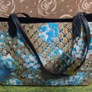 Classic/Navy Floral Reversible Tote