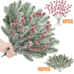 (Snow effect) 40 Pcs Artificial Pine Needles 6 Pcs red berry Branches Garland Green Plants Pine Needles Snow Covered Style Christmas Picks Fake Christmas Greenery for Xmas DIY Garland Wreath Home Garden Decor﻿