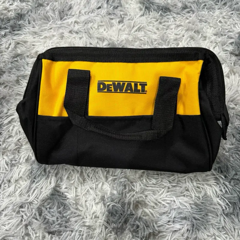 DeWalt 17-inch bag