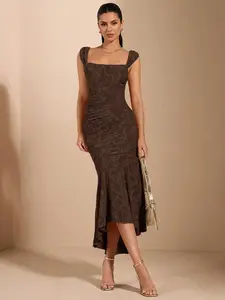 Women's Elegant White Jacquard Maxi Dress | Off-Shoulder Corset Dress with Hollow Back | Sexy Fishtail Hem Wedding Guest & Bridal Gown | Romantic Summer Vacation & Cocktail Party Dress | Textured Floral Graduation & Back to School Gown | Boho Chic