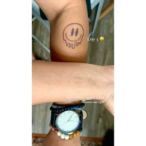 Melting Happy Face Tattoo | 2 Week Temporary Tattoo | Plant Based Vegan Tattoo | Melting Face Tattoo | Cute Tattoo | Festival Tattoo | Temporary Tattoo