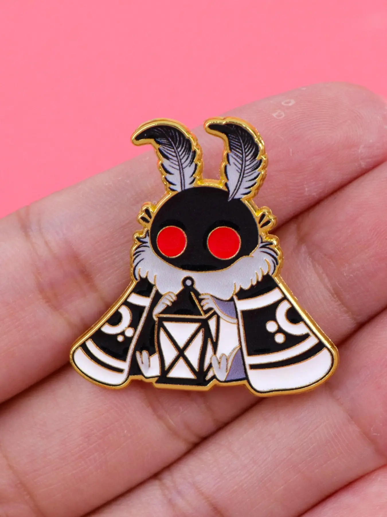 Strange Moth Brooch, Zinc Alloy Durable Badge, Lapel Pins, Punk Party Fashion Accessory, Halloween Gift for Family Friends, Animal Print Design, Exquisite Brooch, Brooch Pin Clip