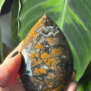 Brecciated Jasper Grounding Red Jasper Stone Strength Stability Crystal Polished Freeform Palm Stone for Healing