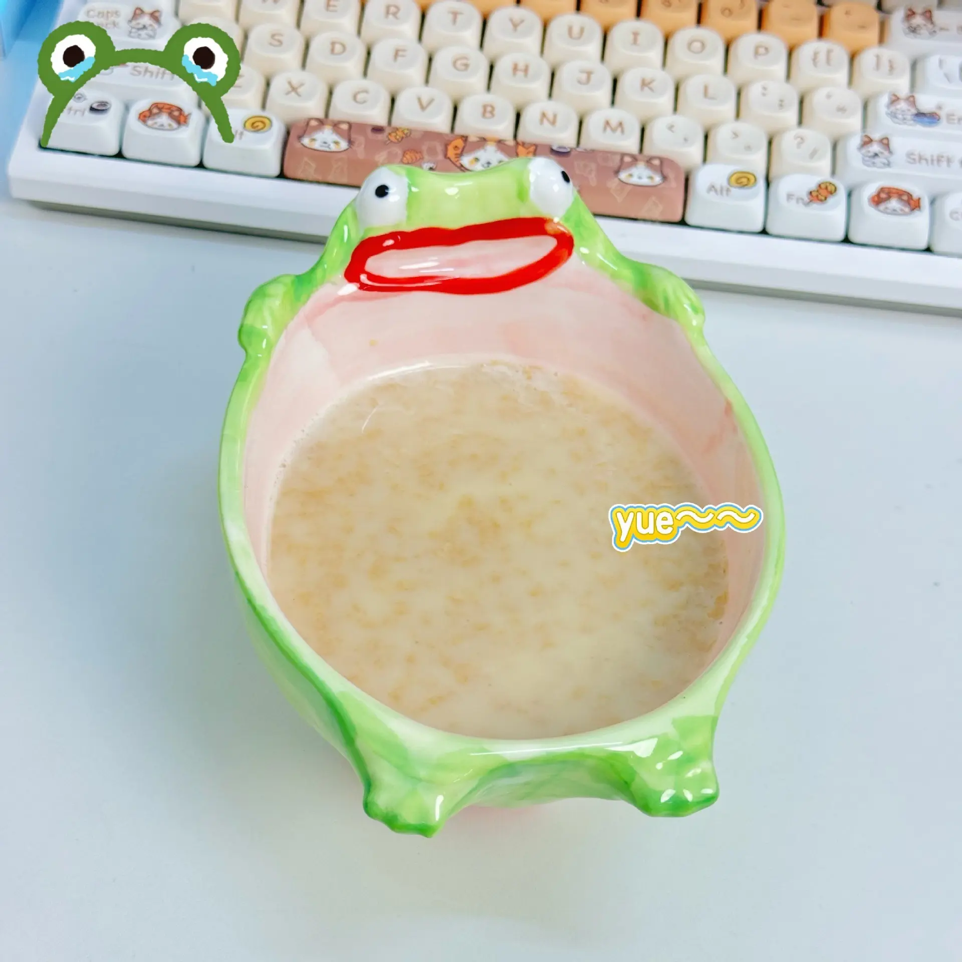 Ceramic Frog Handle Funny Coffee Mug - 3D Painted Animal Design, White & Green Cute Cup, Ideal Festival Gift for Men & Women, Great Souvenir for Zoo & Amusement Park