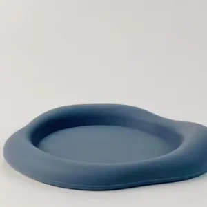 Silicone Cloud-Shaped Coaster, Modern Irregular Design Heat-Resistant Cup Mat, Non-Slip Washable Drink Coaster for Home & Office