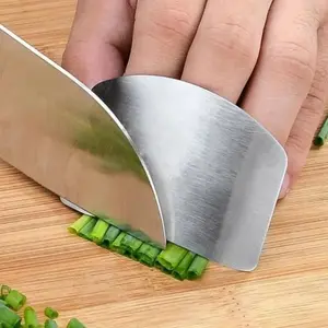 Kitchen Finger Protector, Stainless Steel Finger Guard, Knife Cutting Protection Tool, Kitchen Gadgets Kitchen Finger Protector, Stainless Steel Finger Guard, Knife Cutting Protection Tool, Kitchen Gadgets