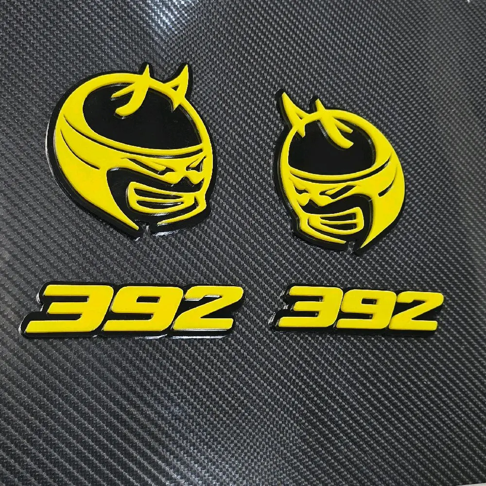 Angry bee fender badge set