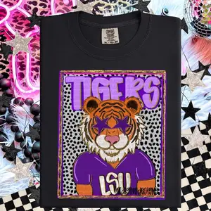 [Sale Off To Comfort Colors LSU Tiger Mascot Graphic T Shirt, Retro College Game Day Tee, Vintage Sport Outfit, Tailgate Apparel, Best Gift Ideas For Sweatshirt, Hoodie, Comfort Colors