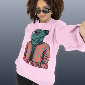 Just Chill Retro Bearded Dragon Sweatshirt Funny Lizard Lover Crewneck Unisex Pullover Reptile Gift for Her or Him Fitted Long Sleeve Casual Autumn Tops