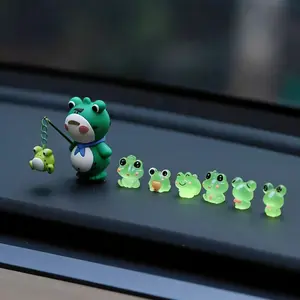 Glow-In-The-Dark Frog Car Dashboard Ornament, Cute Interior Decoration for Vehicles, Adorable Desktop Accessory