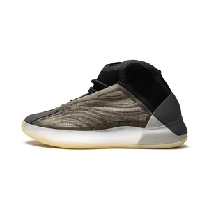 Yeezy QNTM "Barium" H68771