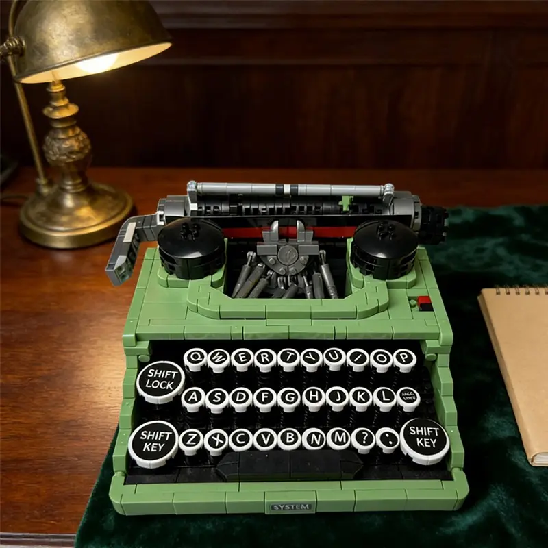 Vintage Typewriter Model Kit, Handmade Creative Puzzle Assembly, Crafts, European Style Desktop Decoration, Collectible Stress Relief Gift
