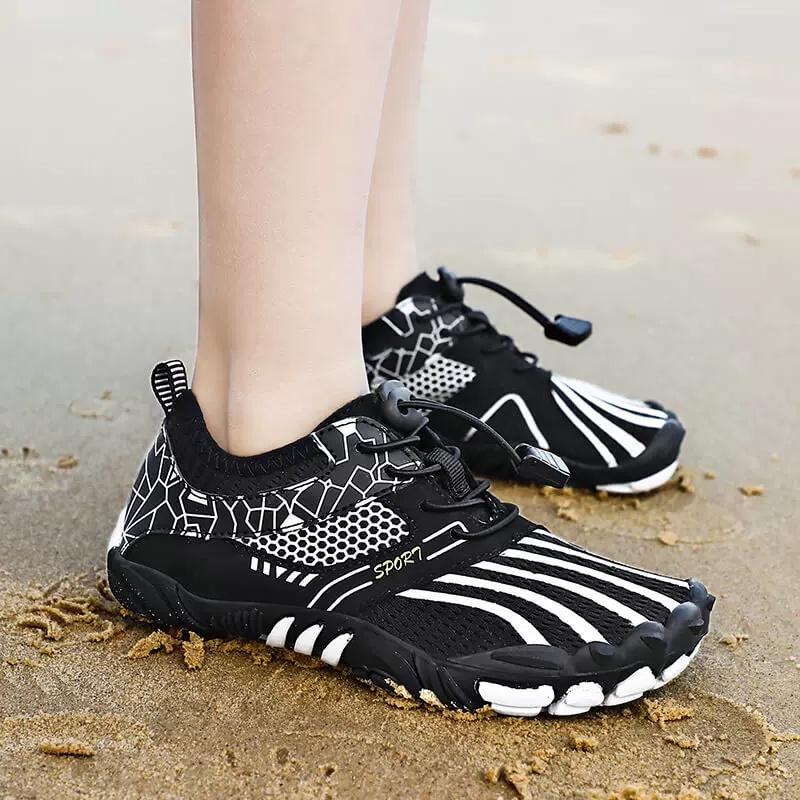 Kids Quick-Dry Water Shoes, Non-Slip Barefoot Aqua Socks for Boys & Girls, Lightweight Swim Beach Shoes for Pool, Hiking, Walking, Outdoor Sports, Multicolor Options