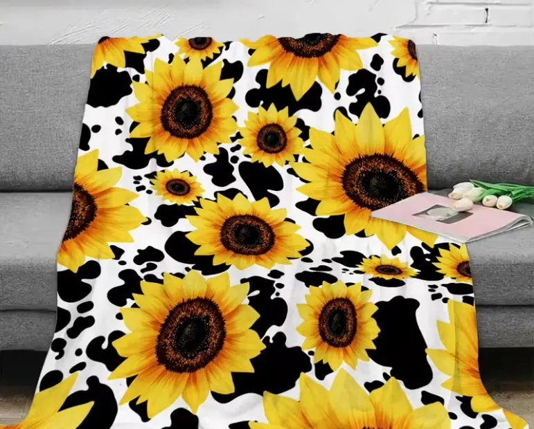 Cow Print Sunflower Graphic Soft Throws Blanket - Breathable Warm All-Season Practical Indoor Textile, Washable Floral Throw for Office Chair, Double Bed, Breathable Warm Blanket, Cow Print Blankets