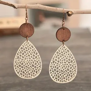 Vintage-Style Hollowed-Out PU Leather Drop Earrings with Iron Studs, No Feathers, Versatile Costume Jewelry for Daily Wear and Gifting