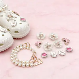 Trendy Shoe Accessories for Women & Girls’ Holidays, Fashionable Novelty Clogs Decor, Dazzling Rhinestone & Faux Pearl Embellished Elegant