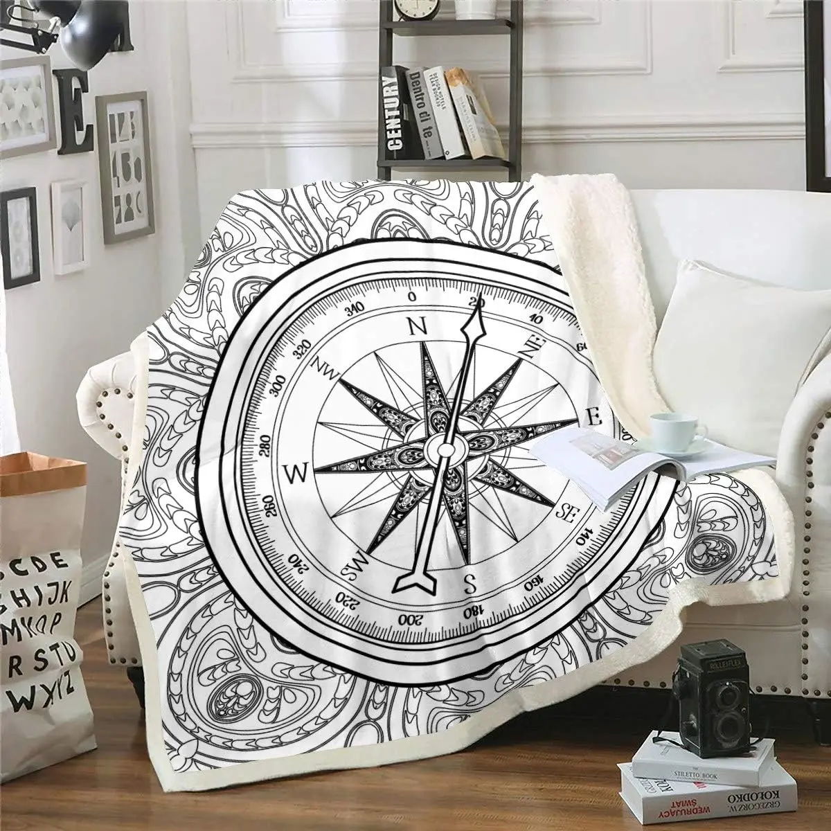 Feelyou Nautical Flannel Fleece Throw Blanket - Vintage Compass Design, Sherpa-Lined Plush Blanket for Adults, Ocean Adventure Themed Room Accessory, Flannel Blankets