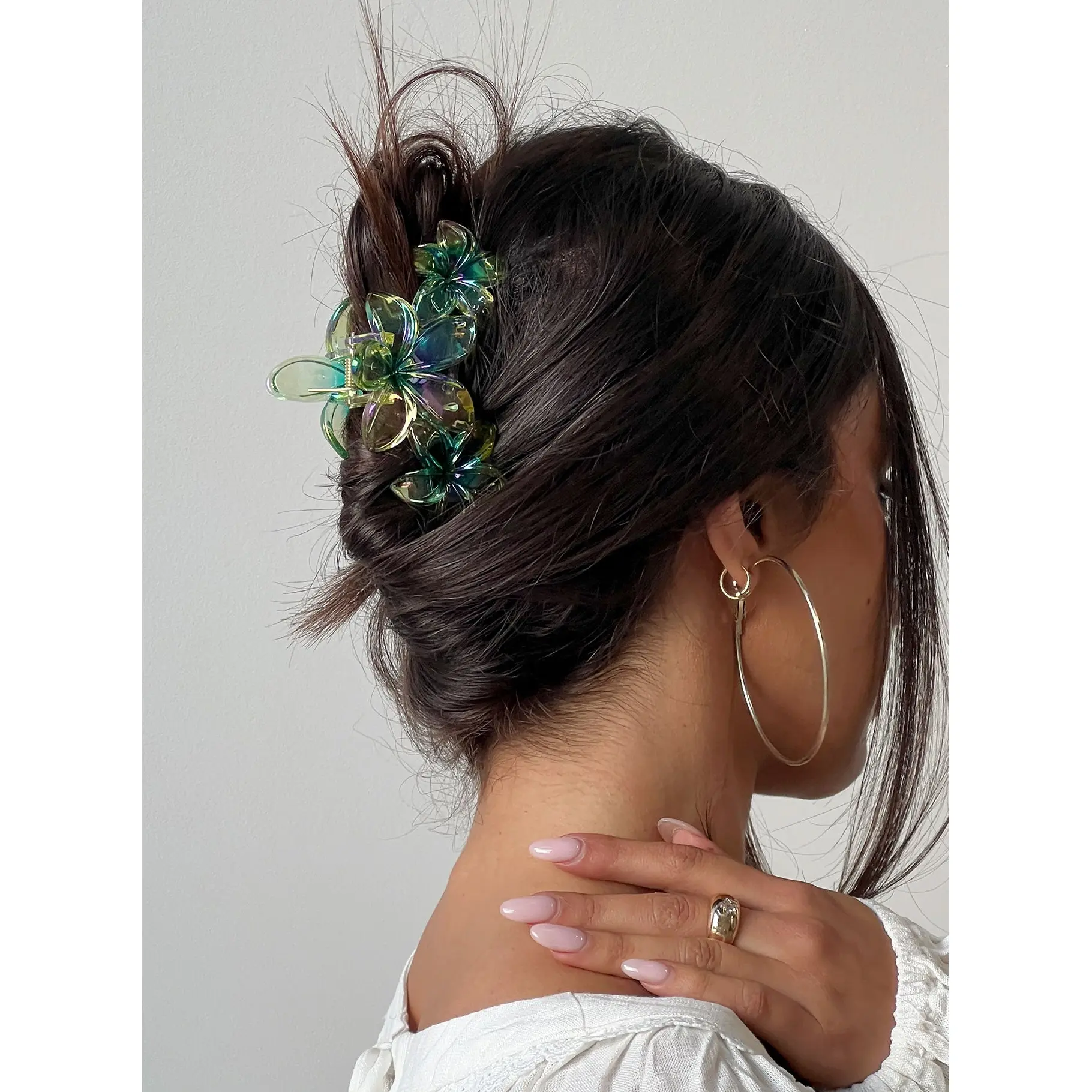 Radiant Beam Floral Hair Clip Yellow / Green