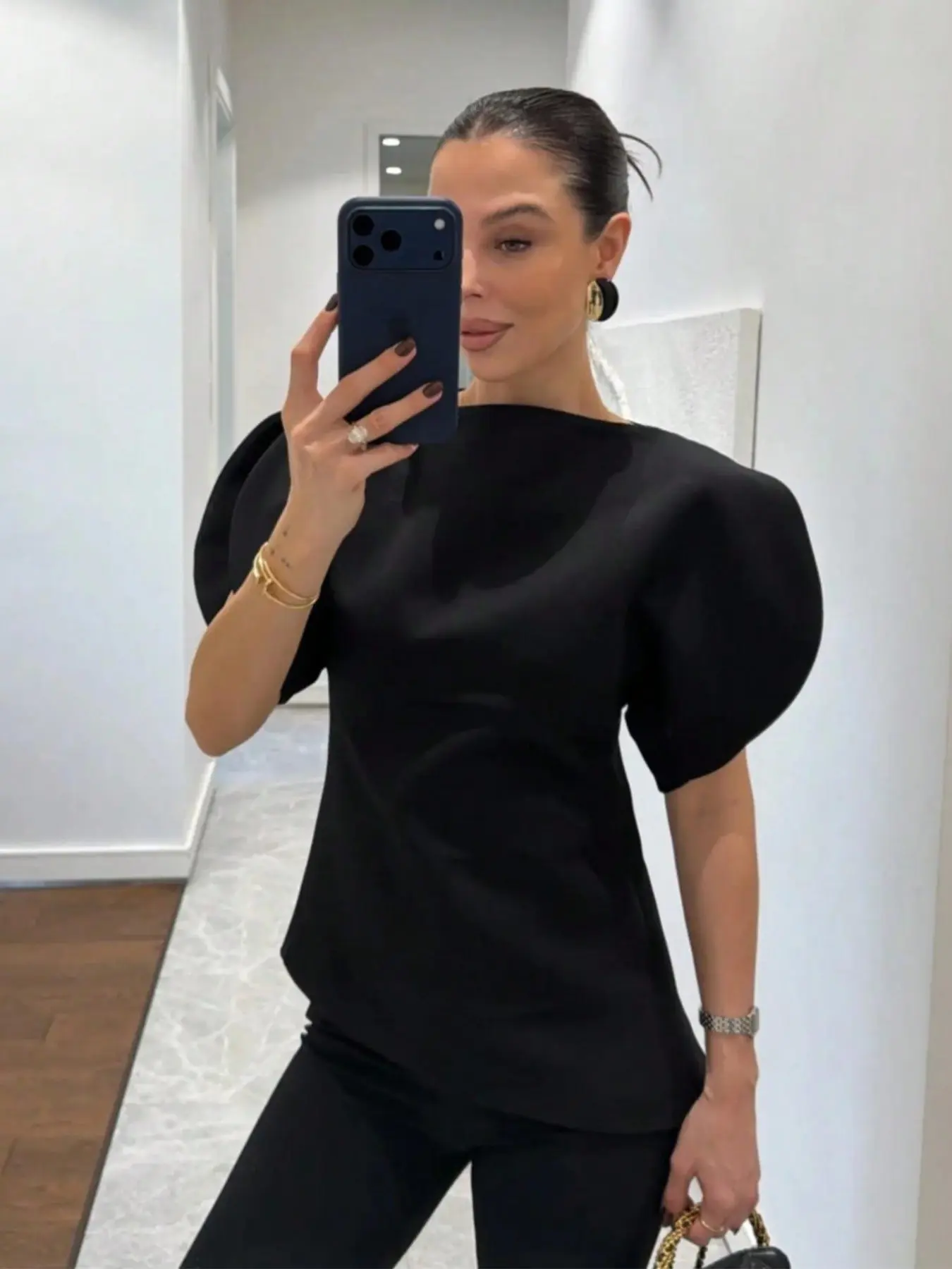 Women's Spring Summer Basic Simple Minimalist Fashion Solid Color Bubble Short Sleeve Top, Asymmetric Hem One Shoulder, Back Zipper Closure, Casual T-Shirt Womenswear