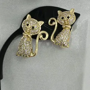 Golden Cat Earrings High-Quality Laminated Waterproof Perfect for Special Birthday Anniversary and Christmas Gifts