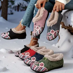 Women's Stylish Embroidered Loafers, Fashionable Slip-On Casual Shoes with Versatile Colors, Ideal for Daily Styling and Leisure by Modern Women. Pair with jeans/skirts/dresses for shopping, walks, adding charm to daily ensembles.