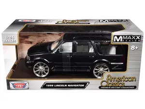 1998 Lincoln Navigator Black Met w/White Interior "Maxx Design" "American Classics" Series 1/24 Diecast Model Car by Motormax