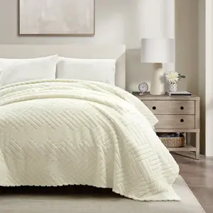 Lush Decor Super Cozy Ultra Soft Sherpa Jacquard Geo Blanket/Bedspread 92x120 Inches Textured Herringbone Pattern for Bedroom & Living Room