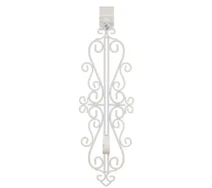 Village Lighting Vertical Wreath Hanger - Colon ial - White