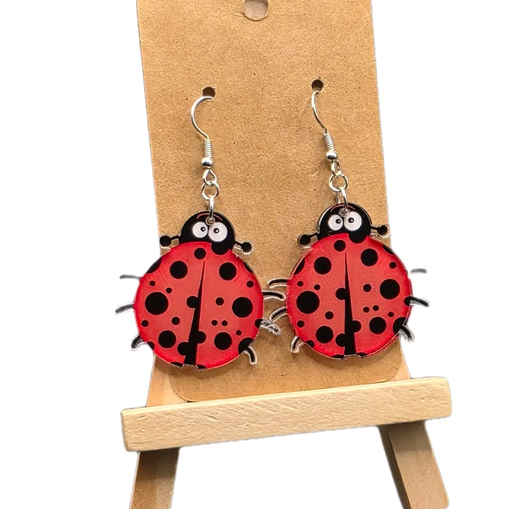 Women's Ladybug Acrylic Hook Earrings - Cute Insect-Shaped Dangle Jewelry, Cute and Lightweight Casual Unisex Accessory, Note: Choking Hazard Small Parts for Daily Wear