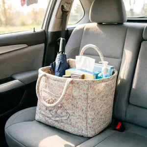 Car storage basket, multi-functional organizer in the vehicle, a space-saving and durable design