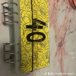 Savings Challenge Custom Binder - Organize Your Goals and Plan Your Strategy