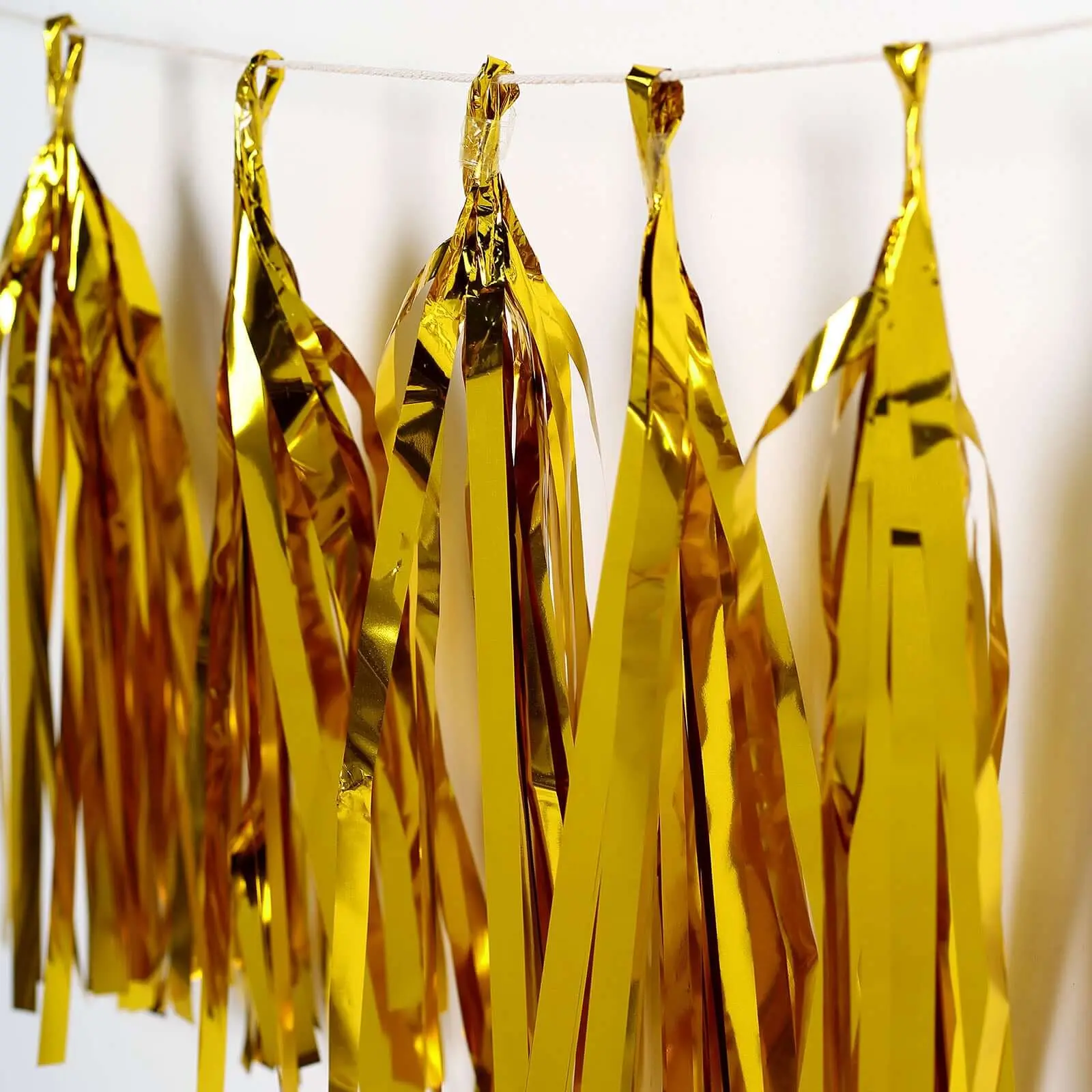 7.5ft Metallic Gold Foil Tassel Fringe Garland - Decorative Tinsel Streamers Hanging Decor for Festival Decorations, Wedding, Baby Shower, Birthday Party Backdrop & Ceiling Supplies