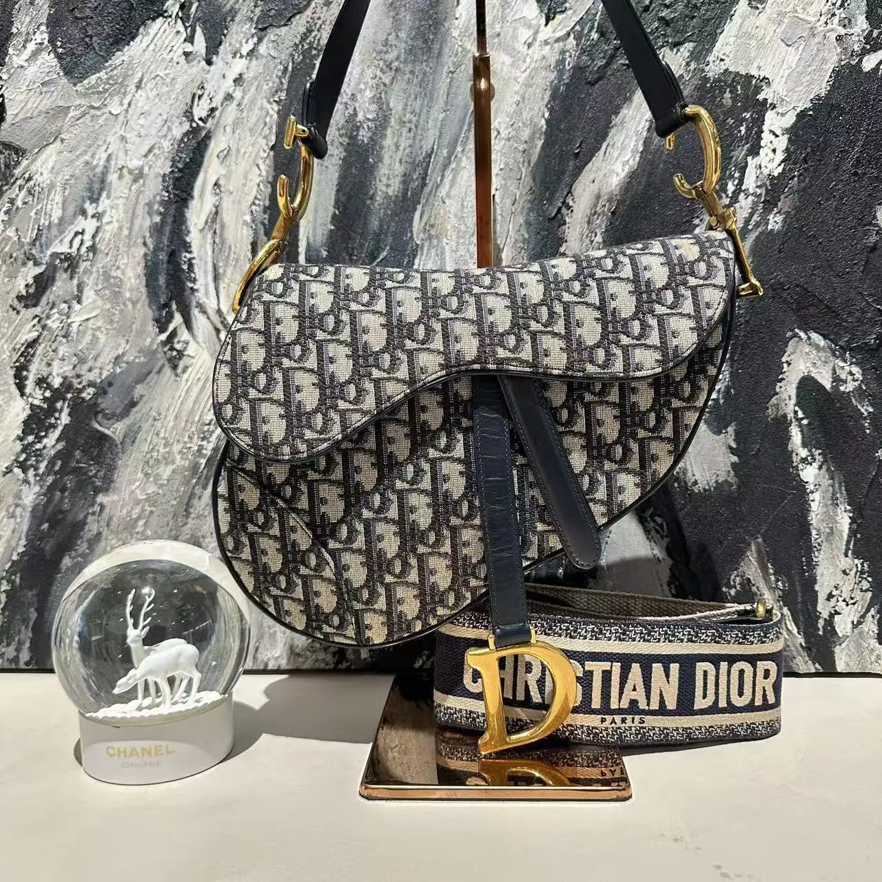 Pre-owned Dior saddle medium bag