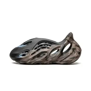 Yeezy Foam Runner 'MX Cinder'