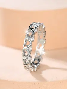 Shiny Heart Design Silver Color Zircon Ring for Women, Single Row Copper Chain Setting, Fashionable Jewelry Gift, No Warranty