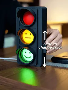 Forgecore Design Social Signal Red Yellow Green Traffic Light Decor USB Powered for Home Office Room or Shared Space Stoplight for Work Study or Streaming 1pcs
